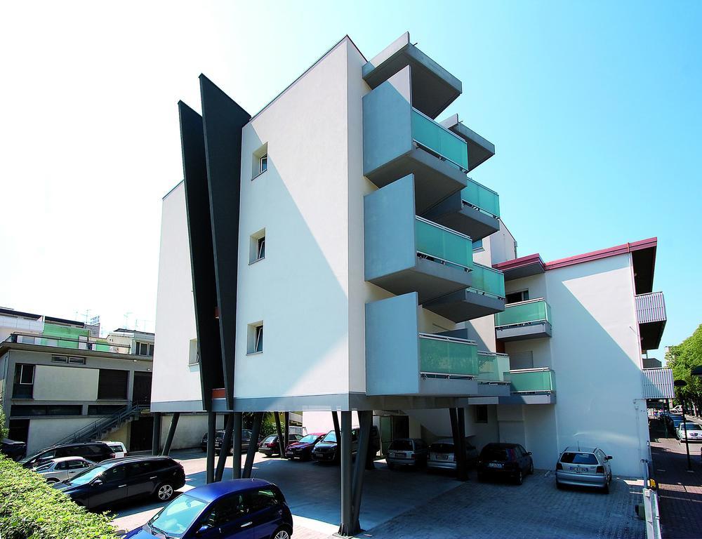 Hotel Simi Lan Линьяно-Саббьядоро Экстерьер фото
