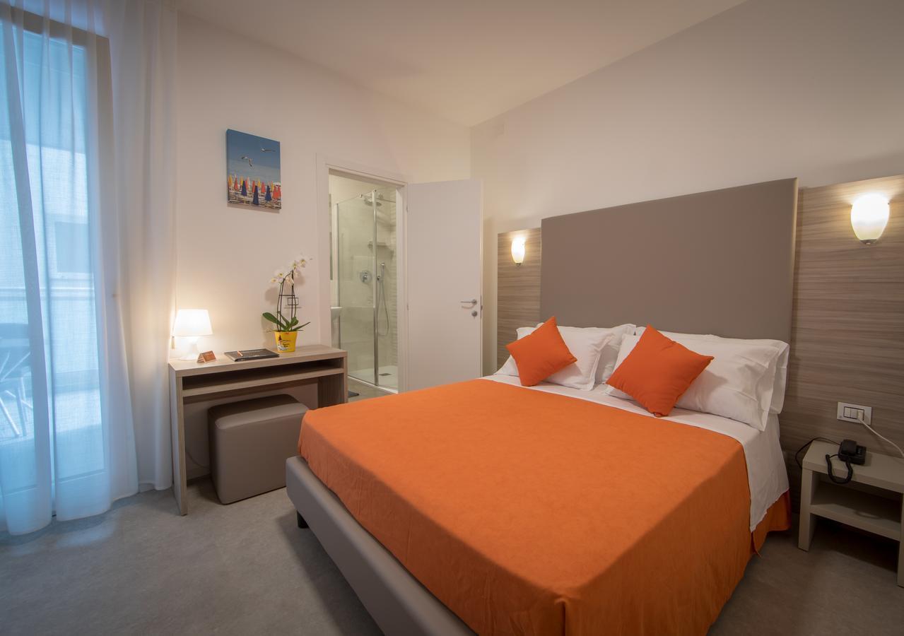Hotel Simi Lan Линьяно-Саббьядоро Экстерьер фото